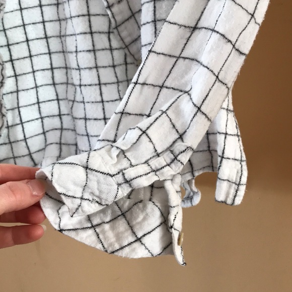 Checkered button-up - Picture 3 of 5